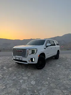 2022 GMC Yukon for Rent in Mirdif photo 3