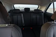 2023 Volkswagen T-Roc for Rent in Nad Al Sheba 3 photo 9