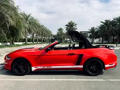 2020 Ford Mustang for Rent in Nad Al Sheba 3 (Red, Automatic, 4 Seater, Dar Bahar) photo 6