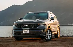 Hire 2023 Kia Sorento in Nad Al Sheba 3 | Verified Drivaza Partner rental in Nad Al Sheba 3, Dubai