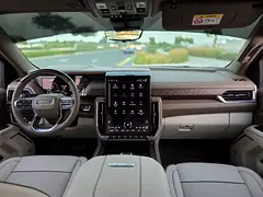 2025 GMC Yukon for Rent in Dubai Creek Harbour photo 4