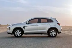 2023 Mitsubishi ASX for Rent in Nad Al Sheba 3 photo 4