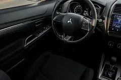 2023 Mitsubishi ASX for Rent in Nad Al Sheba 3 photo 8