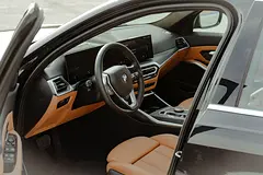 Rent 2024 BMW 3-Series in Al Quoz — Rent Online with Drivaza photo 5