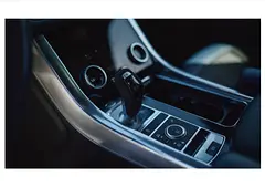 Rent 2021 Land Rover Range Rover Sport in Dubai World Trade Centre (DWTC) — Flexible Rental in Dubai World Trade Centre (DWTC) photo 10