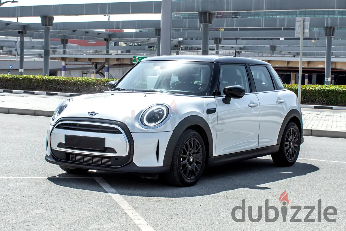 2024 MINI Cooper for Rent in Downtown Dubai (White, Automatic, 5 Seater, Thrifty a) photo 4