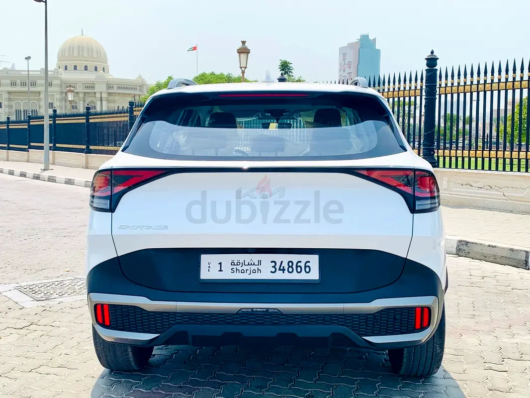 2026 Kia Sportage for Rent in Business Bay (White) photo 5