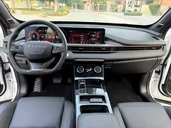 Hire 2026 Exeed LX in Al Quoz 4 — No-Deposit Options Available photo 5