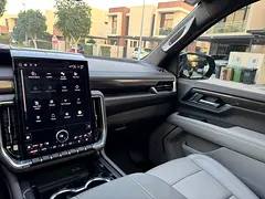 Hire 2025 GMC Yukon in Al Quoz 4 — Book by WhatsApp Today photo 9