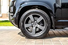 Rent 2025 Land Rover Defender in Al Quoz 3 — Flexible Rental in Al Quoz 3 photo 5