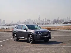 2023 Nissan Rogue for Rent in Al Jaddaf photo 8