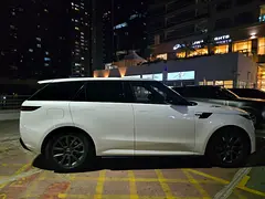 2024 Land Rover Range Rover Sport Rental in Jumeirah Lake Towers (JLT) | Free Delivery in Jumeirah Lake Towers (JLT) photo 4