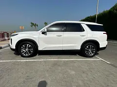 2022 Hyundai Palisade for Rent in Palm Jumeirah photo 2