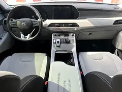 2022 Hyundai Palisade for Rent in Palm Jumeirah photo 4