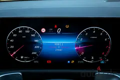 Hire 2025 Mercedes-Benz GLB-Class in Downtown Dubai — Daily, Weekly & Monthly Hire photo 10