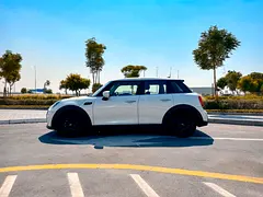 2024 MINI Cooper for Rent in Downtown Dubai (White, Automatic, 5 Seater, Dollar a) photo 5