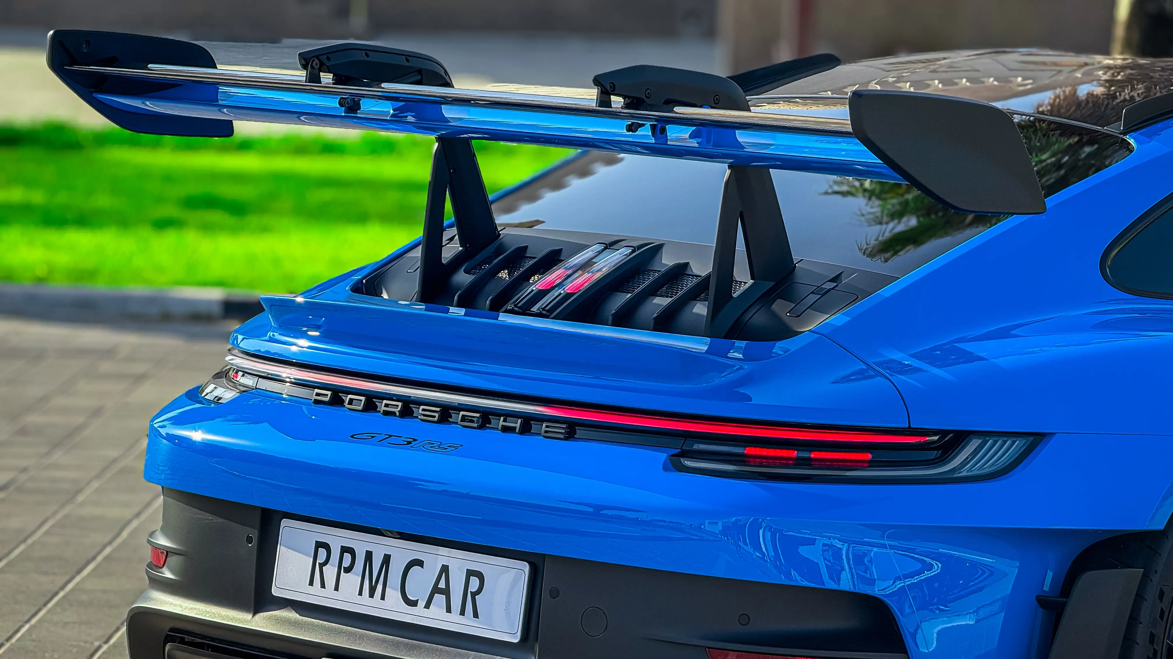 2024 Porsche 911 GT3 RS Blue for Rent in Dubai photo 4