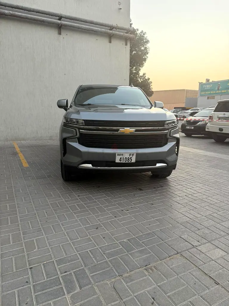 2023 Chevrolet Suburban for Rent in Al Quoz 4 photo 8