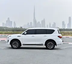 Summer Offers | Deposit Free | VAT Free | Delivery Free DXB | GCC | Crypto | CarPlay | No Hidden Fee photo 4