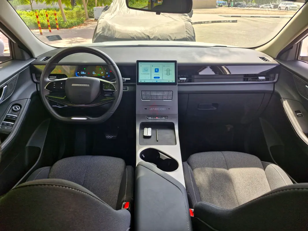 Rent 2026 JAECOO J5 in Port Saeed — Rent Online with Drivaza photo 4