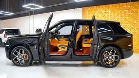 ROLLS ROYCE CULLINAN. 50% Discount. NO DEPOSIT OPTION AVAILABLE . photo 4