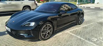 PORSCHE TAYCAN ELECTRIC / LIMITED TIME OFFER / GRAB IT NOW photo 3