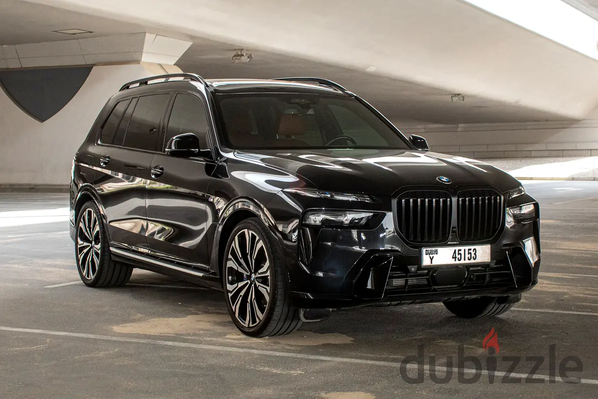 2024 BMW X7 for Rent in Business Bay photo 3