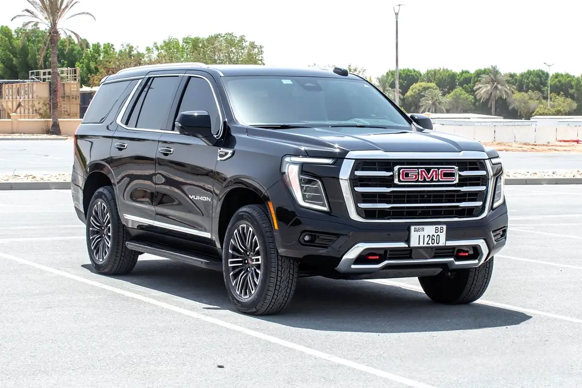 2025 GMC Yukon for Rent in Motor City photo 3