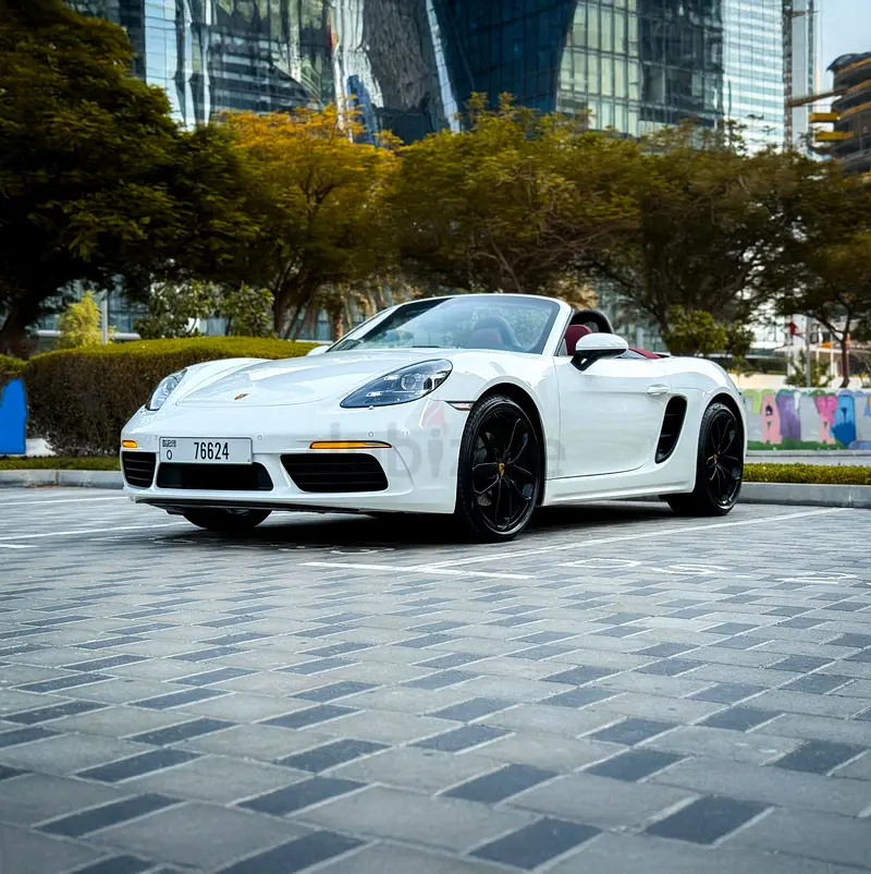 2024 Porsche 718 for Rent in Al Quoz 3 rental in Al Quoz 3, Dubai