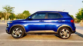 Summer Offer - Hyundai Venue – No Deposit – Free Delivery – Fuel‑Efficient City SUV photo 4
