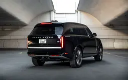 2024 Land Rover Range Rover for Rent in Business Bay (Black, Automatic, 7 Seater) photo 4
