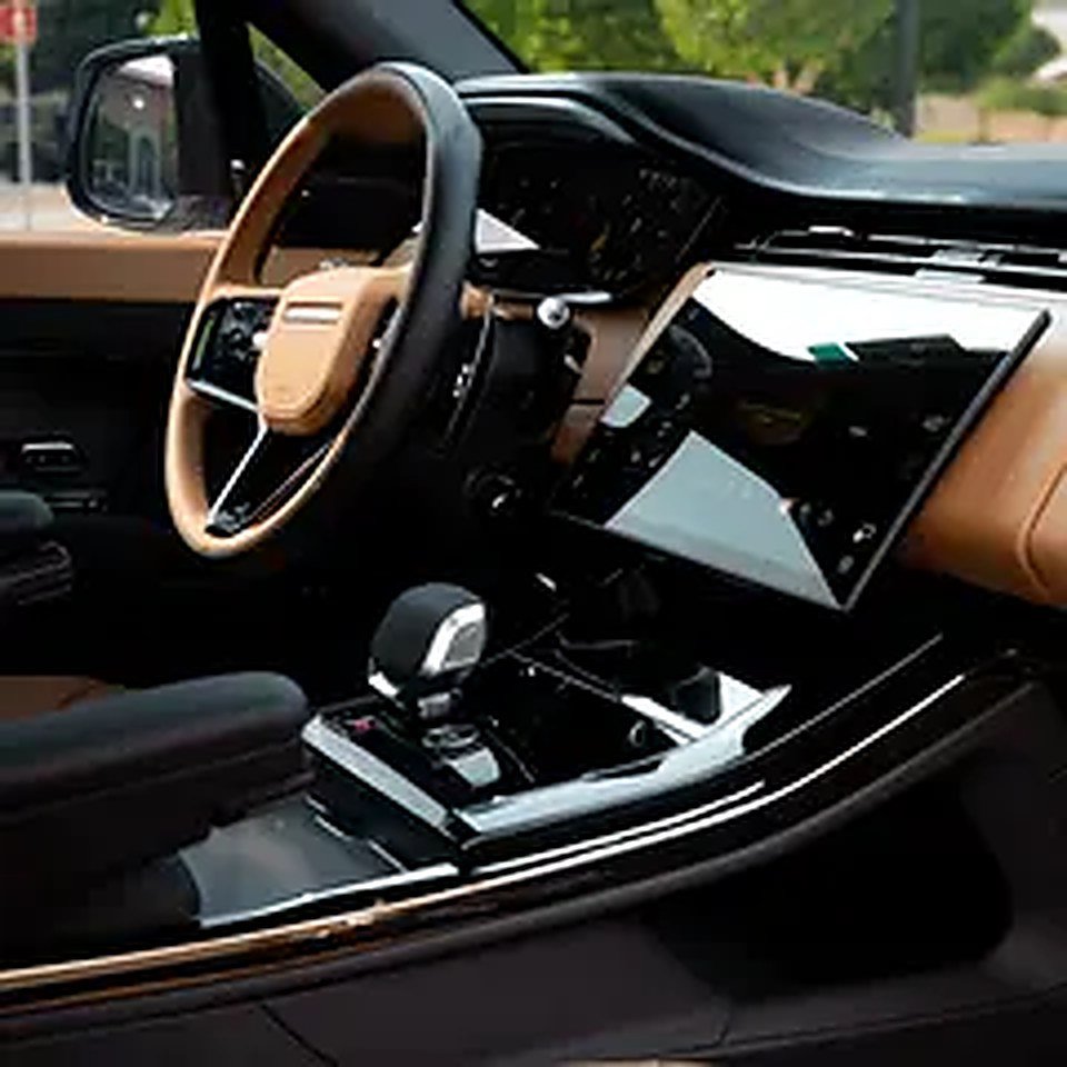 2024 Land Rover Range Rover Sport for Rent in Al Garhoud photo 4
