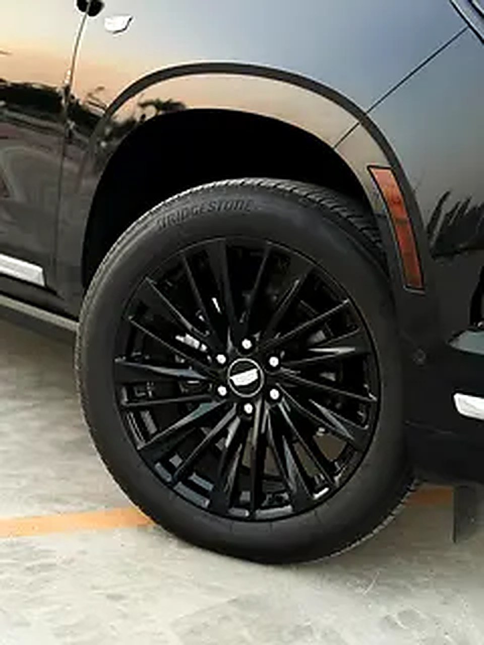 Black edition - escalade 7 seaters photo 4