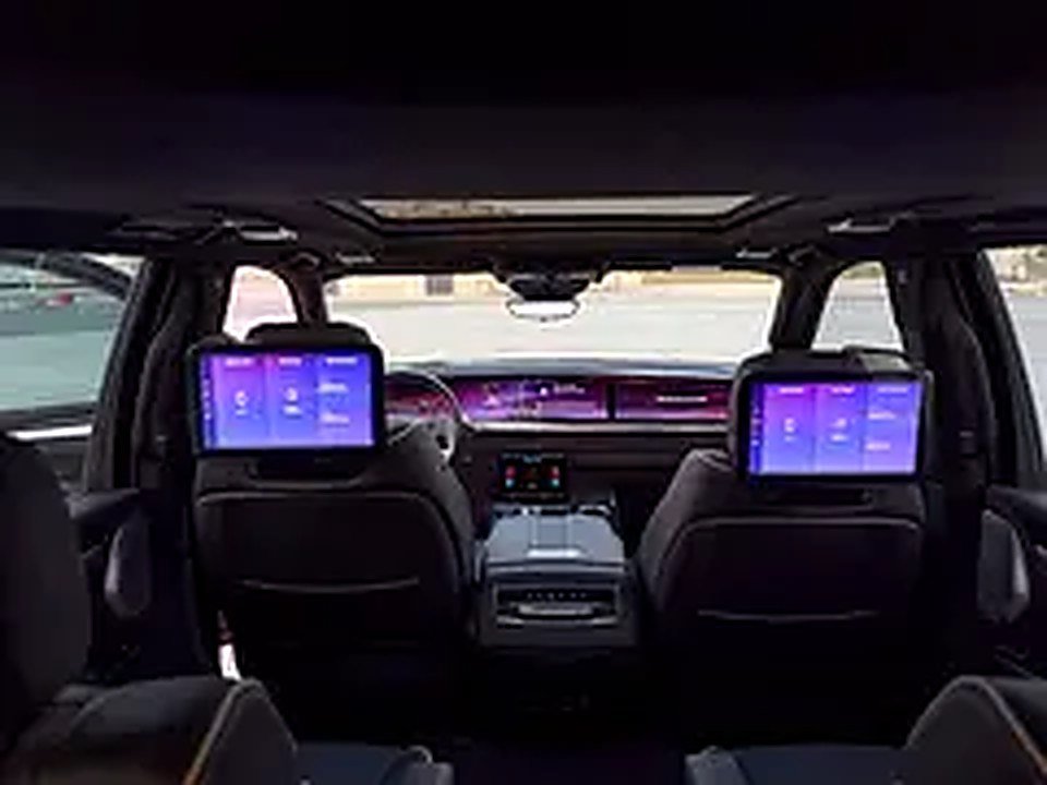 Black edition - escalade 7 seaters photo 5