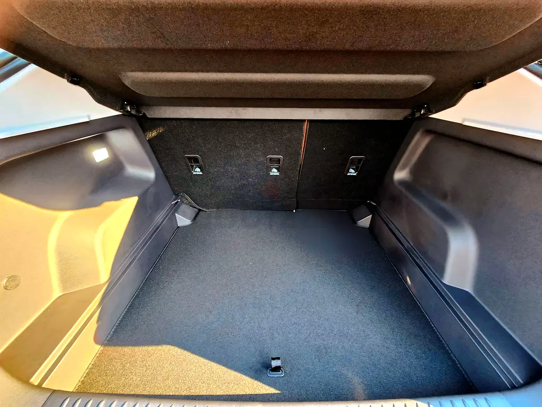 2026 OMODA OMODA C5 for Rent in Jumeirah Lake Towers (JLT) photo 9