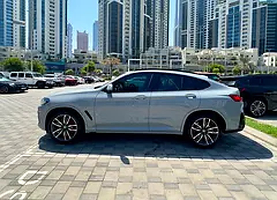 2025 BMW X4 for Rent in Business Bay photo 4