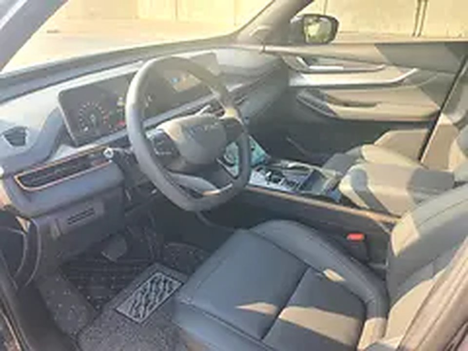 2026 Exeed LX for Rent in Downtown Dubai (Grey) photo 6