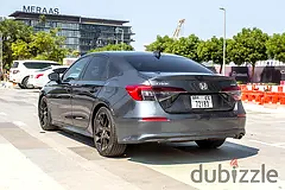 2025 Honda Civic for Rent in City Walk photo 6