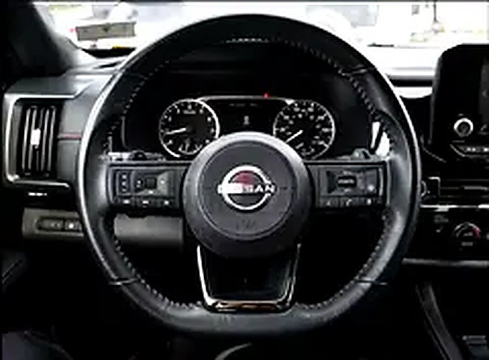 2024 Nissan Pathfinder for Rent in City Walk photo 7