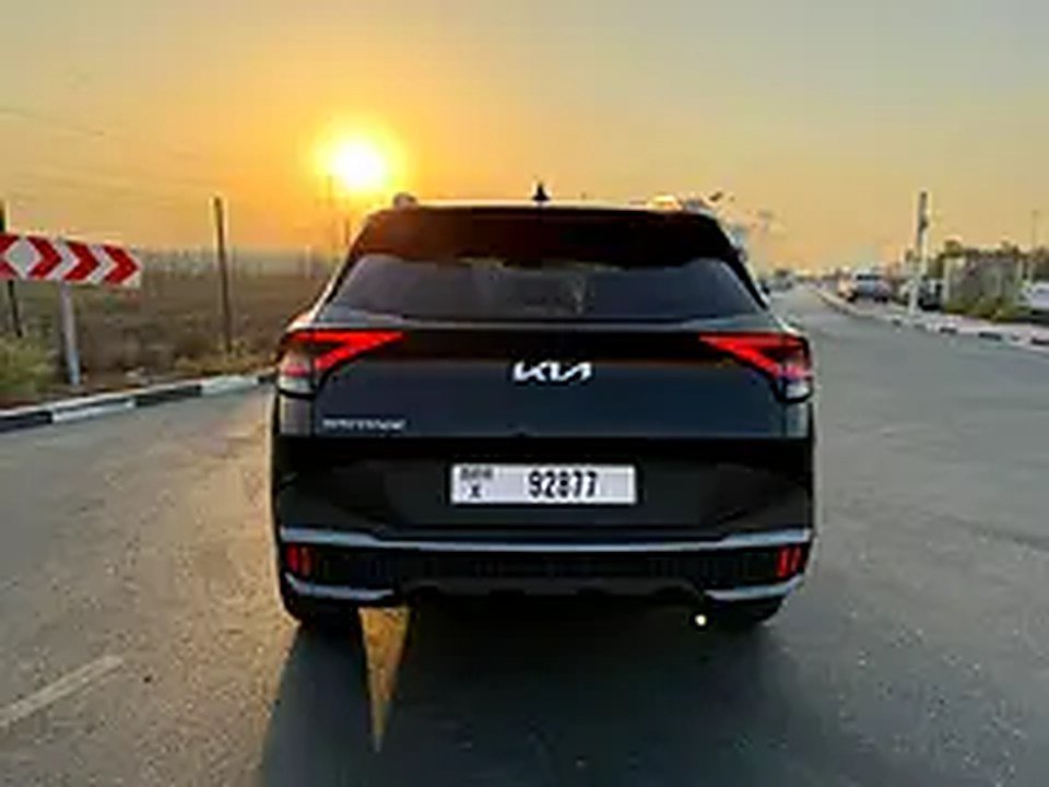 KIA SPORTAGE photo 3