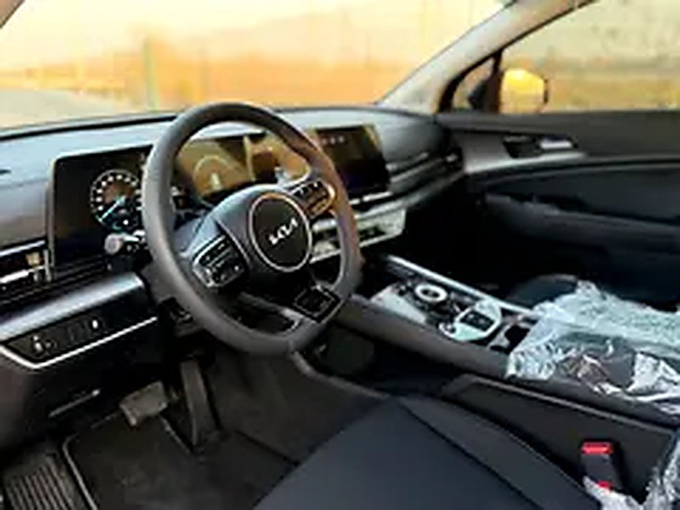 KIA SPORTAGE photo 7